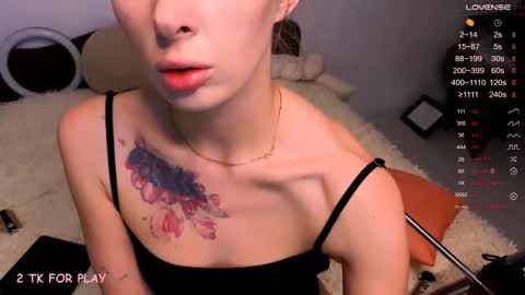 Snapshot of shawty__shy chatting on October 16, 6:21 pm Devika online show from October 16, 6:21 pm