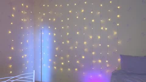 Snapshot of shawty_girl_ chatting on December 7, 10:34 am Sonya online show from December 7, 10:34 am