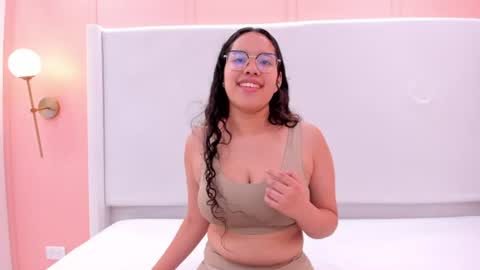 shayra_alina online show from July 8, 9:39 pm