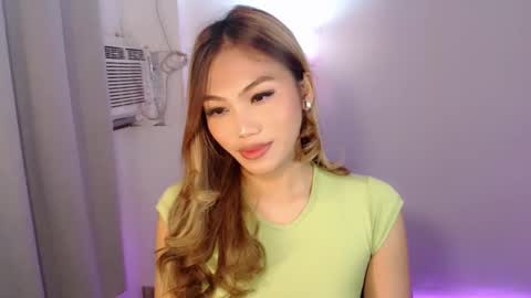 Snapshot of shealana69 chatting on February 18, 3:43 pm MY IG Shealana69 online show from February 18, 3:43 pm