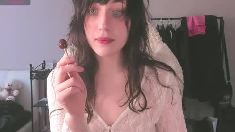 Chiara online show from April 17, 11:45 am