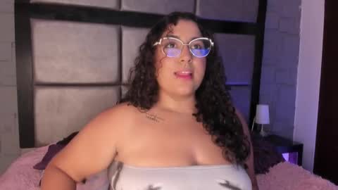 Heidy  online show from September 16, 5:37 am