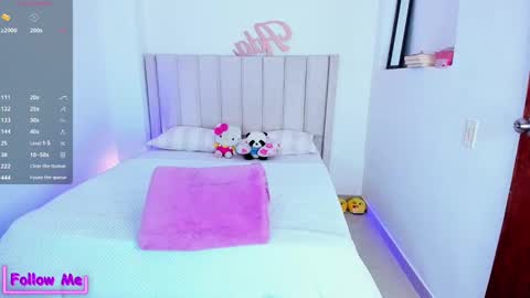 Danna   online show from March 4, 2:49 am