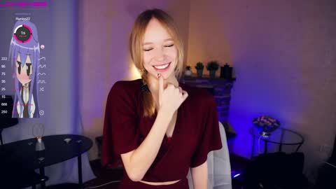 Snapshot of shelleybuss chatting on December 14, 8:29 pm Shelley night Tate day online show from December 14, 8:29 pm