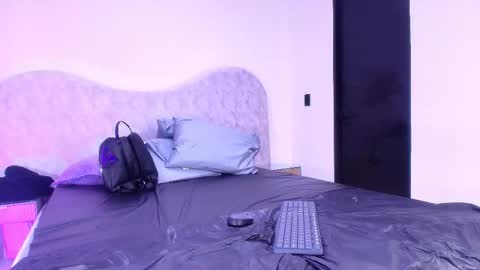 Shelsy online show from November 22, 11:57 am