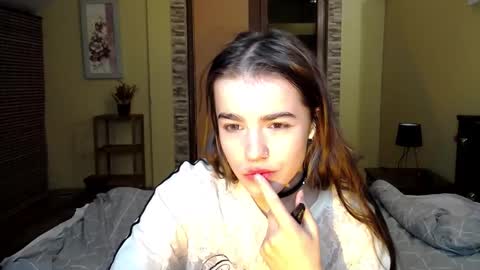 Snapshot of shelyymoon chatting on October 8, 4:33 pm ShelyMoon online show from October 8, 4:33 pm