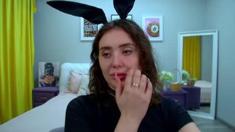 Sherry online show from April 5, 7:40 am