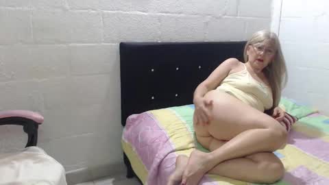 shira evans40 online show from February 12, 10:28 am