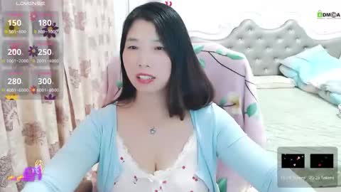 Shirleyni online show from December 22, 3:26 pm