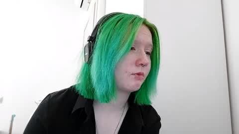 Xena online show from May 28, 3:32 pm
