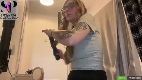 Snapshot of short_sweetpea chatting on March 7, 1:51 pm short sweetpea online show from March 7, 1:51 pm