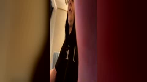 shorty920505 online show from June 12, 3:03 am