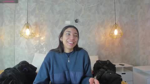 ZUMY ANGELS online show from November 10, 4:40 am