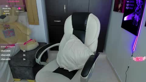 Nahomy online show from February 3, 6:40 am