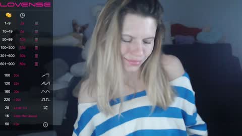 Snapshot of shy_moony chatting on January 31, 11:13 pm just Alex online show from January 31, 11:13 pm