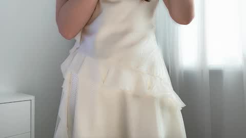 shy_schoolgirl_ online show from February 5, 1:47 pm