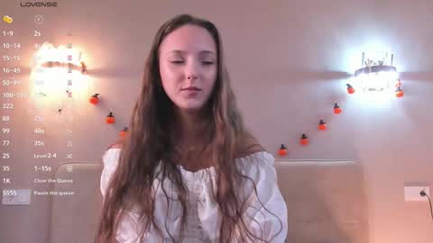 Melanie online show from November 19, 9:31 am