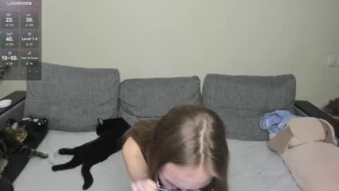 Snapshot of shy_suchka chatting on October 13, 6:21 pm Melissa online show from October 13, 6:21 pm