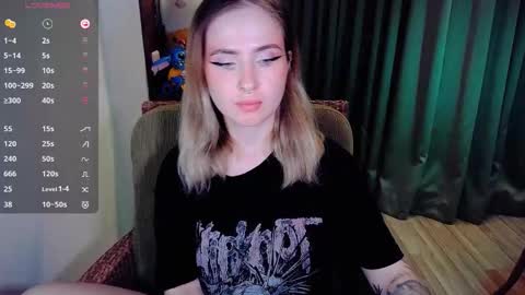 Effie online show from October 12, 1:46 pm