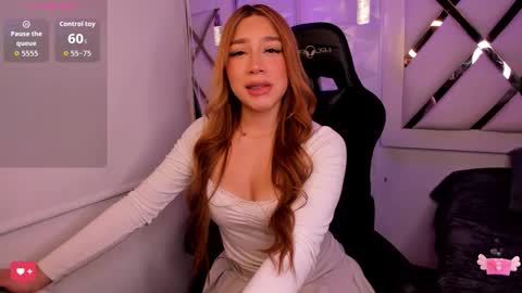 Isa  online show from December 14, 12:16 am