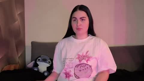 Lesley online show from March 19, 6:01 pm