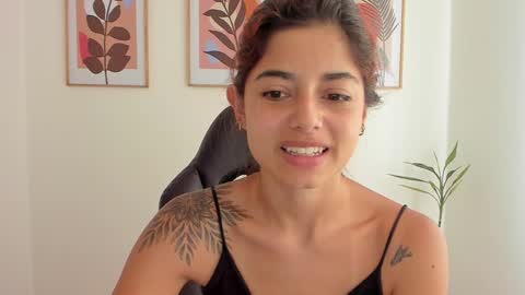 shylittlebunny online show from January 14, 12:35 pm