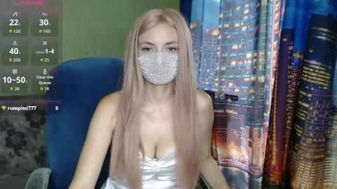 Sophie 3 online show from July 7, 6:47 am