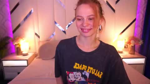 shyysiren online show from June 12, 7:27 am