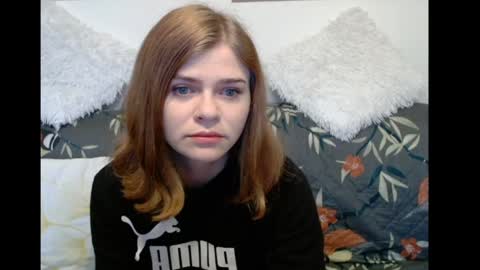 Zoey online show from December 10, 7:05 am