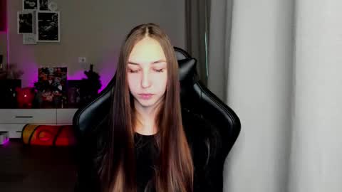 SIA online show from September 28, 2:40 am