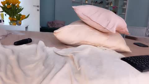 sialone online show from March 11, 8:40 am