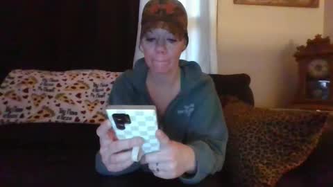 Mrs. St. Patrickk online show from February 19, 7:24 pm