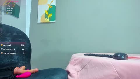 sienna_glow online show from December 13, 7:53 pm