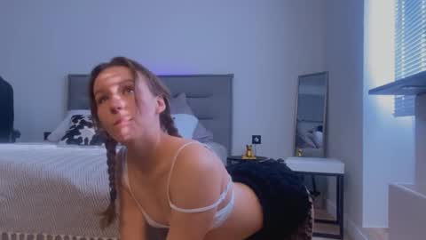 Lisa online show from October 25, 4:53 am