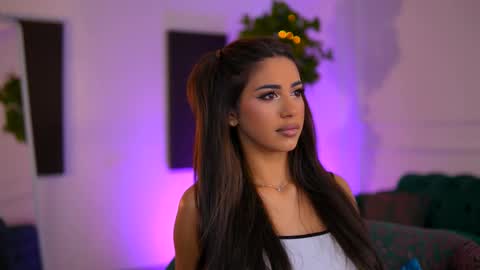 Sienna online show from March 12, 11:35 am