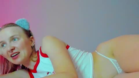 Mila online show from October 31, 8:13 pm