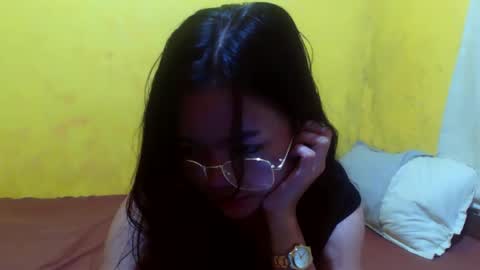 silkykitten_ online show from November 17, 2:18 pm