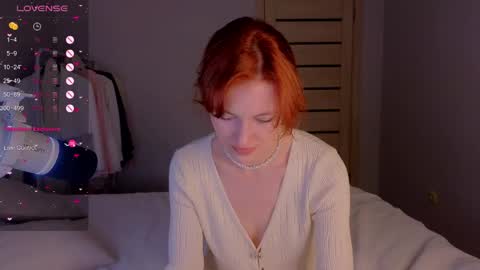 silly___woman online show from May 27, 8:06 pm