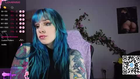 Snapshot of silvia_santorskii chatting on October 13, 7:33 am silvia_santorskii online show from October 13, 7:33 am