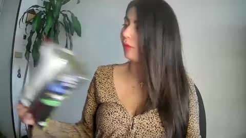 Snapshot of silviecollins chatting on March 5, 9:17 pm Silvie online show from March 5, 9:17 pm