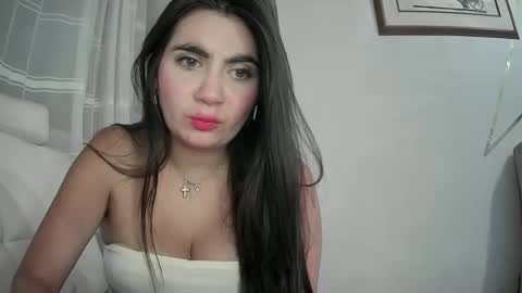 Snapshot of silviecollins chatting on January 27, 1:26 am Silvie online show from January 27, 1:26 am