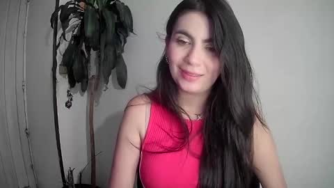 Snapshot of silviecollins chatting on December 23, 2:13 am Silvie online show from December 23, 2:13 am