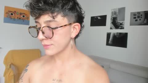 Sim. online show from February 12, 5:37 pm