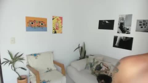 Sim. online show from January 7, 6:14 pm