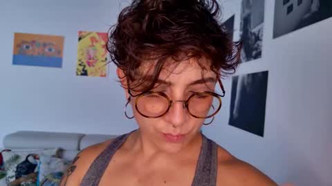 Sim. online show from November 9, 4:03 pm