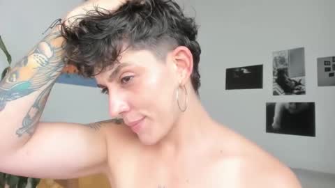 Sim. online show from February 13, 7:42 pm