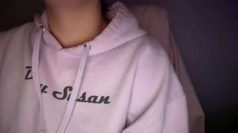 Sindra online show from April 19, 1:05 am