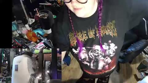 Sinstress hemlock online show from June 24, 3:44 pm