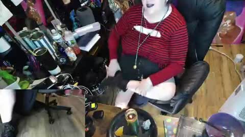 Sinstress hemlock online show from June 11, 2:53 am