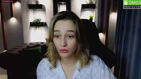 Snapshot of sinty_noria chatting on March 2, 5:33 am Sinty Noria online show from March 2, 5:33 am